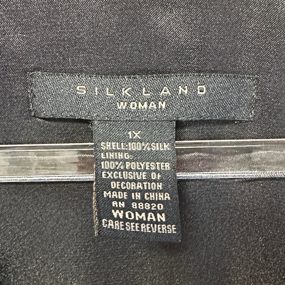 SilkLand 100% Silk Black Embellished Long Sleeve Women's Plus Size Blouse - Picture 2 of 3